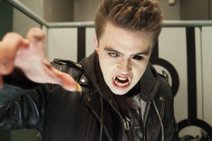 Fright Night 2: New Blood foto 3