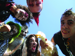 Return to Nuke 'Em High Vol. 1 foto 9